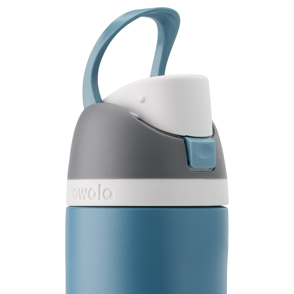 Blue Oasis Owala FreeSip Material Stainless Steel Size 24 oz Water Bottle | NK46-L4KV