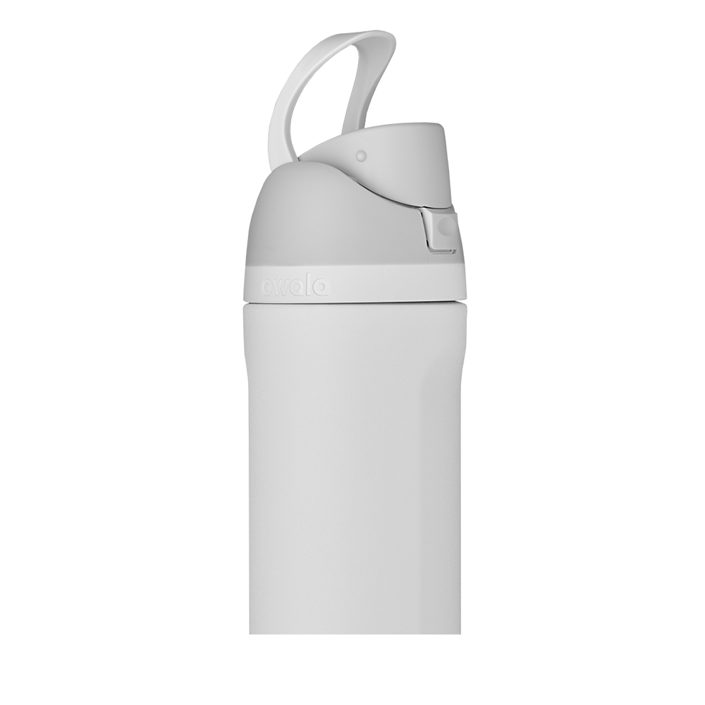 Shy Marshmallow Owala FreeSip Material Stainless Steel Size 24 oz Water Bottle | TR65-U2ZR