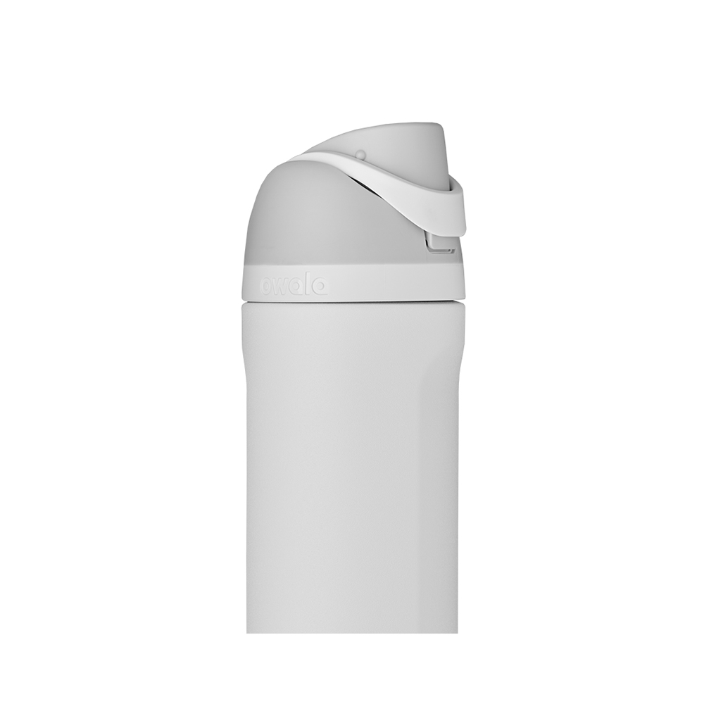 Shy Marshmallow Owala FreeSip Material Stainless Steel Size 24 oz Water Bottle | TR65-U2ZR